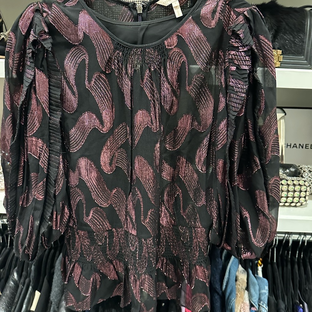 Elegant Black and Pink Women's Top